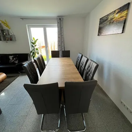 Modernes Doppelhaus Mit Dachterrasse Und Garten Braunschweig
